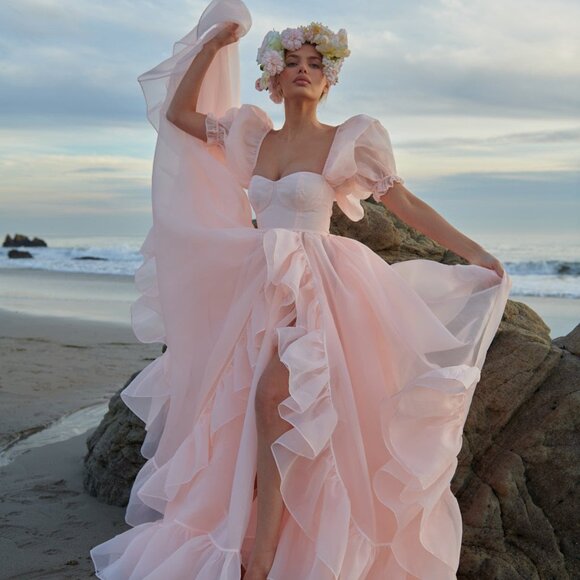 Selkie Peach Fuzz in Bloom Dress with train - 5x - Picture 6 of 6